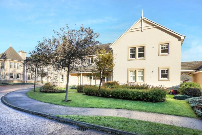 modern flat with free parking