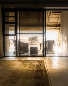 bagatelle kalahari game ranch