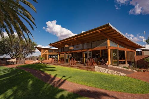 kalahari anib lodge