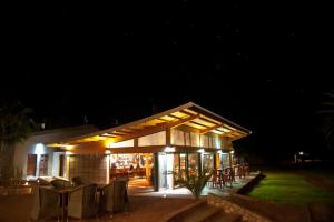 kalahari anib lodge