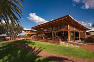 kalahari anib lodge