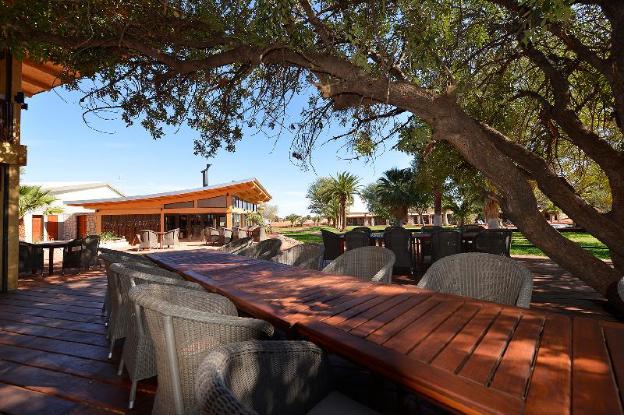 kalahari anib lodge