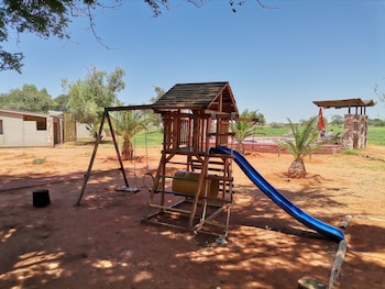 kalahari anib lodge
