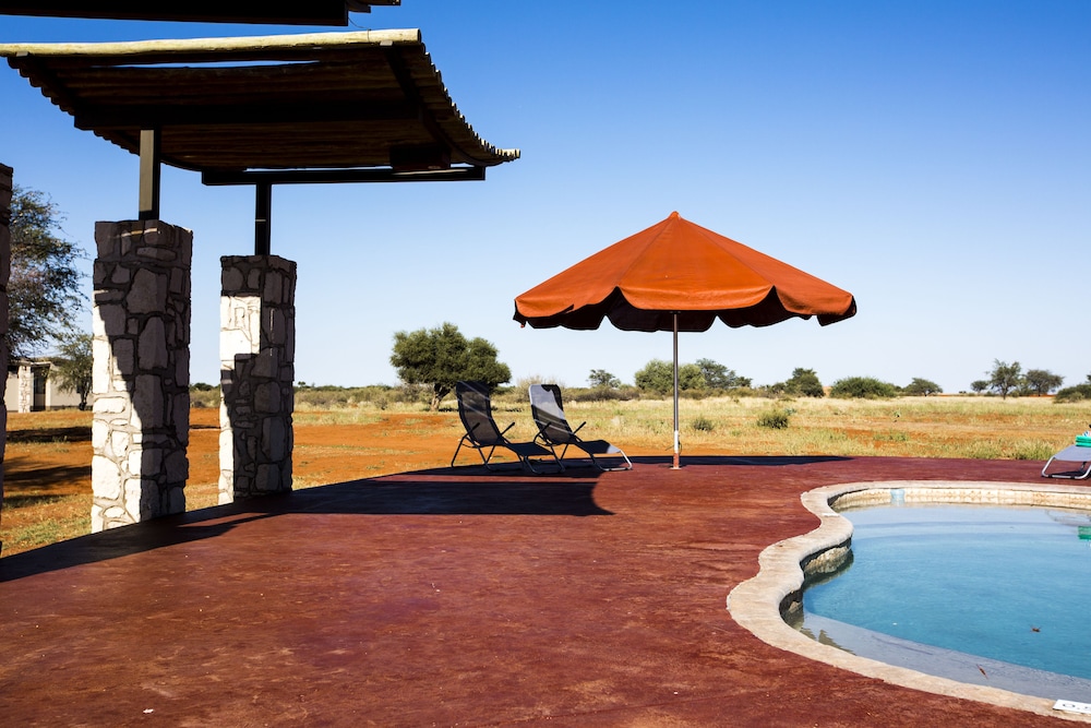 kalahari anib lodge
