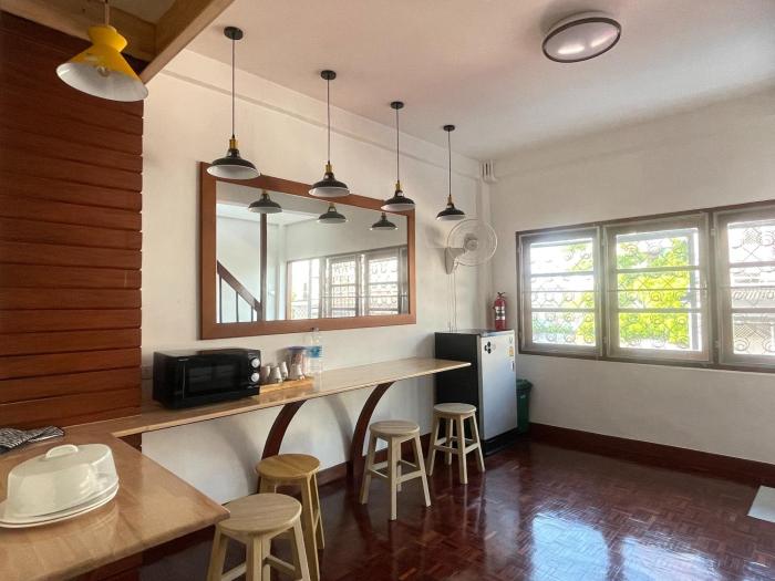 m3 bangkok bake and bed