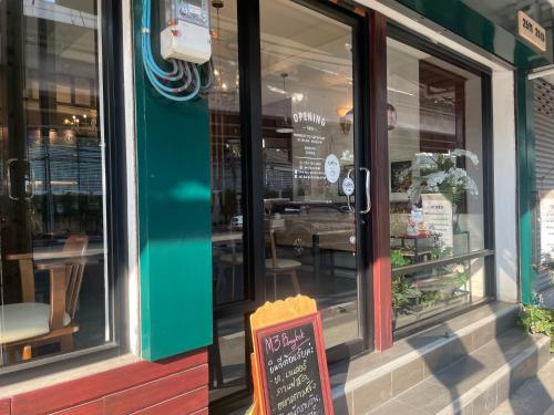 m3 bangkok bake and bed