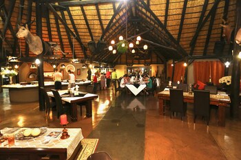 lapa lange game lodge