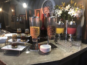 lapa lange game lodge