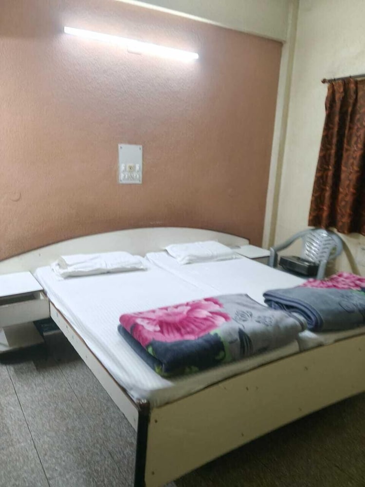 shree delhi gujarati samaj