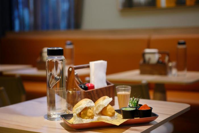 ibis mumbai bkc