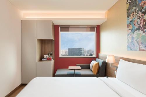 ibis mumbai bkc