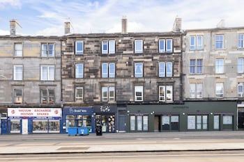 joivy cosy 3bed family flat near leith