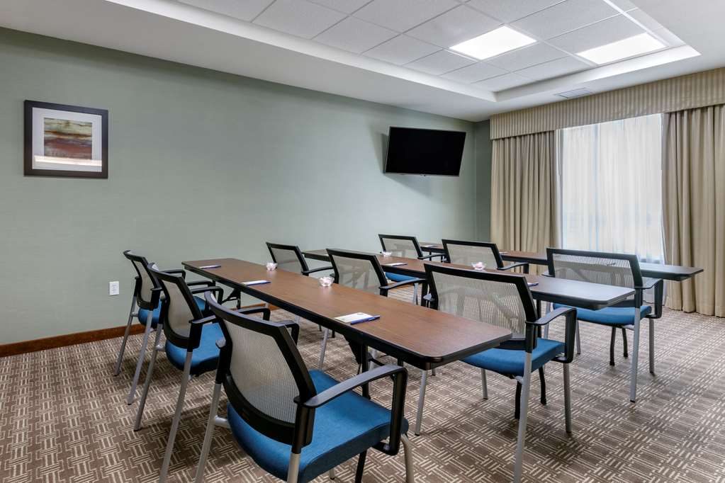 comfort inn and suites marion i 57