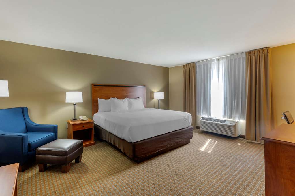 comfort inn and suites marion i 57