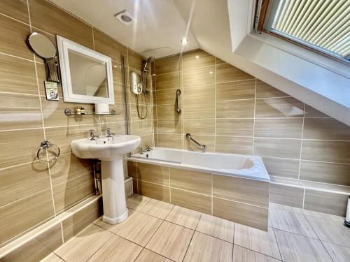 allandale aparthotel