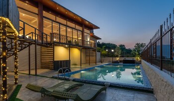 amarjas mountain crest villa