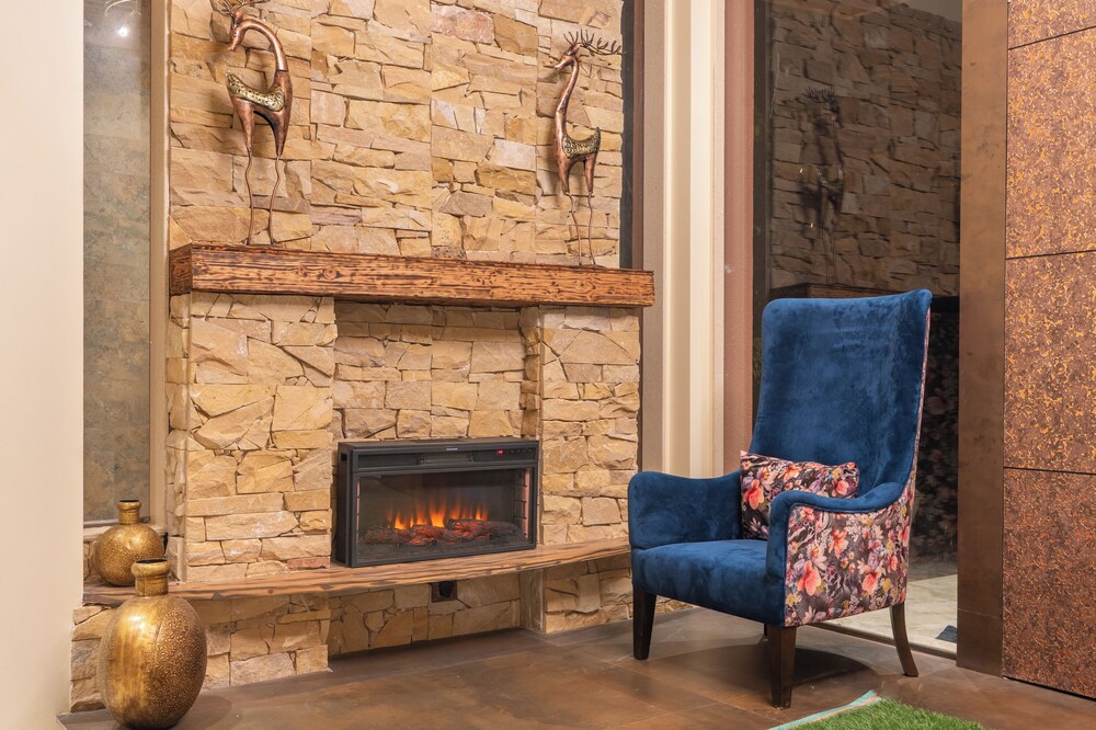 amarjas mountain crest villa