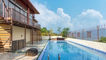 amarjas mountain crest villa