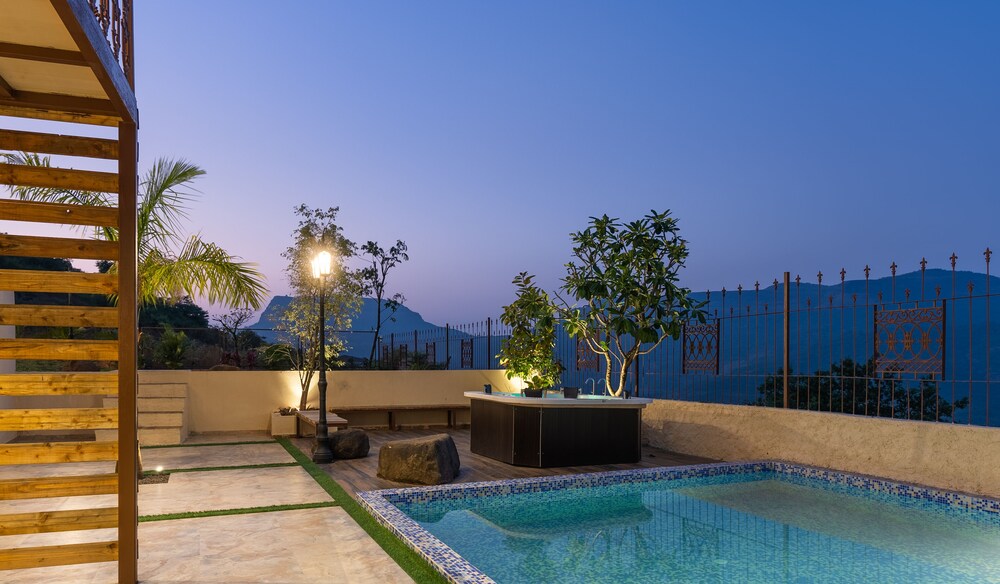 amarjas mountain crest villa