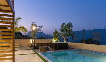 amarjas mountain crest villa