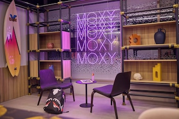 moxy nice