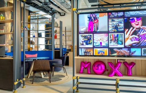 moxy nice