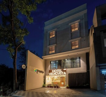 hotel vedic vista