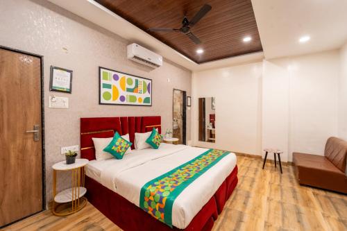 Hotel Vedic Vista,,3 star