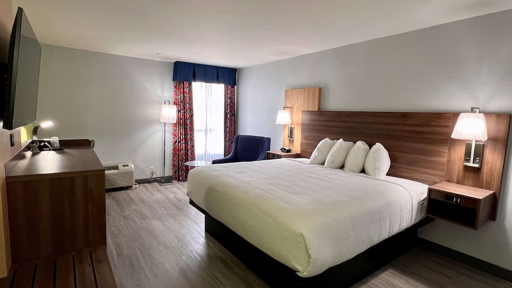 best western plus st louis west westport