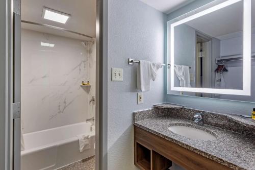 best western plus st louis west westport