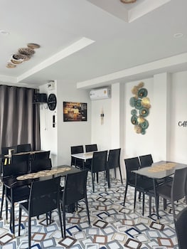 grand pruksasiri hotel chaiyaphum