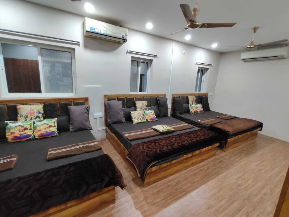 shree kedarnath homestay in ujjain