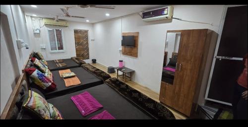 Shree Kedarnath Homestay In Ujjain,,2 star