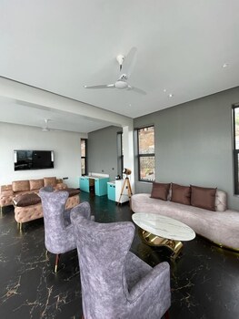 amarjas damtop haven