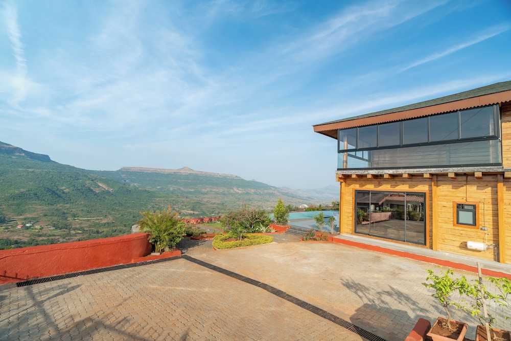 amarjas sunset retreat