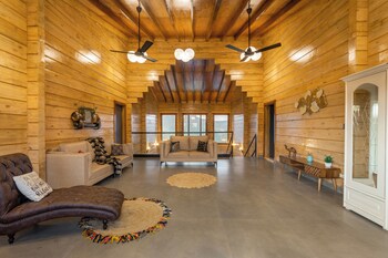 amarjas sunset retreat