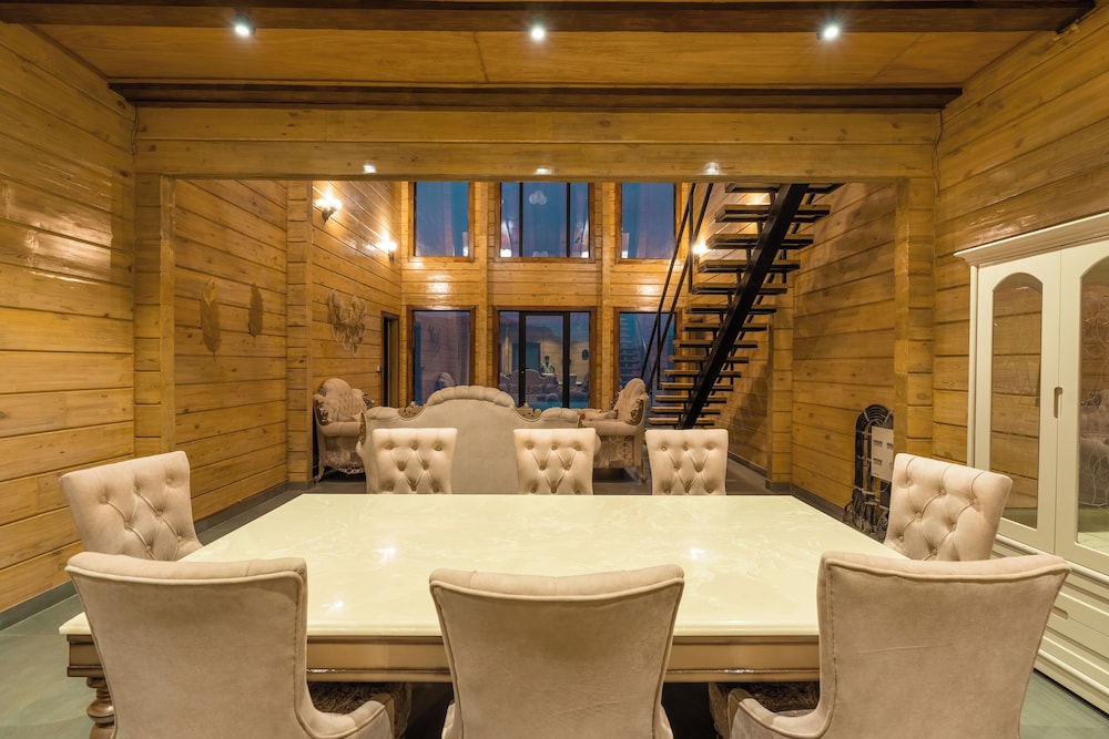 amarjas sunset retreat