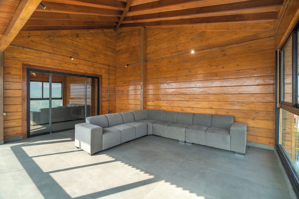 amarjas sunset retreat