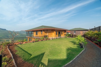 amarjas sunset retreat