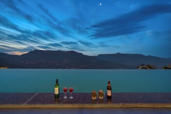 Amarjas Sunset Retreat,,2 star