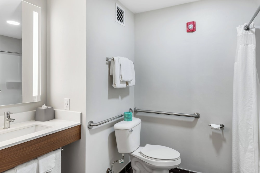 holiday inn express and suites maumelle by ihg