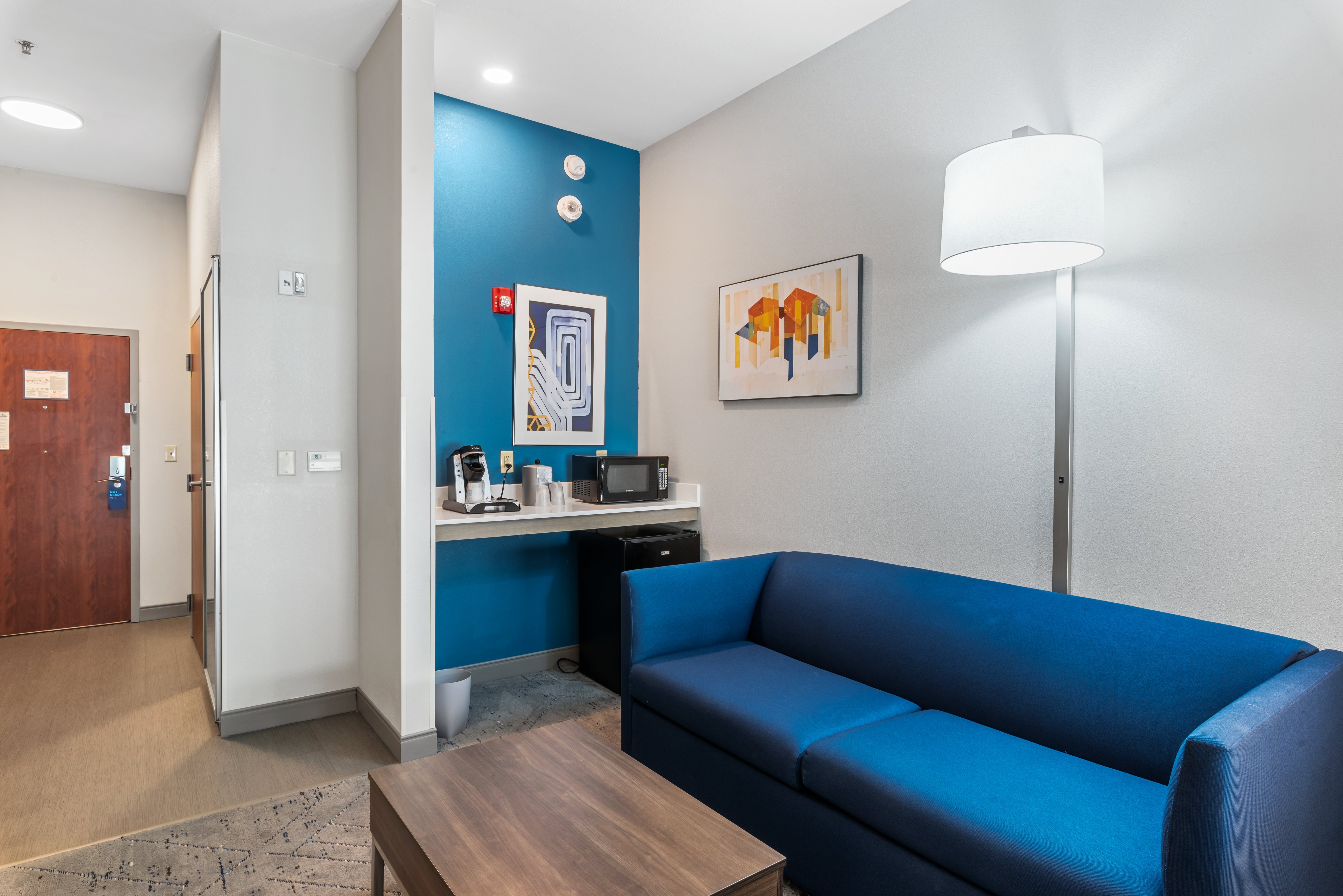 holiday inn express and suites maumelle by ihg