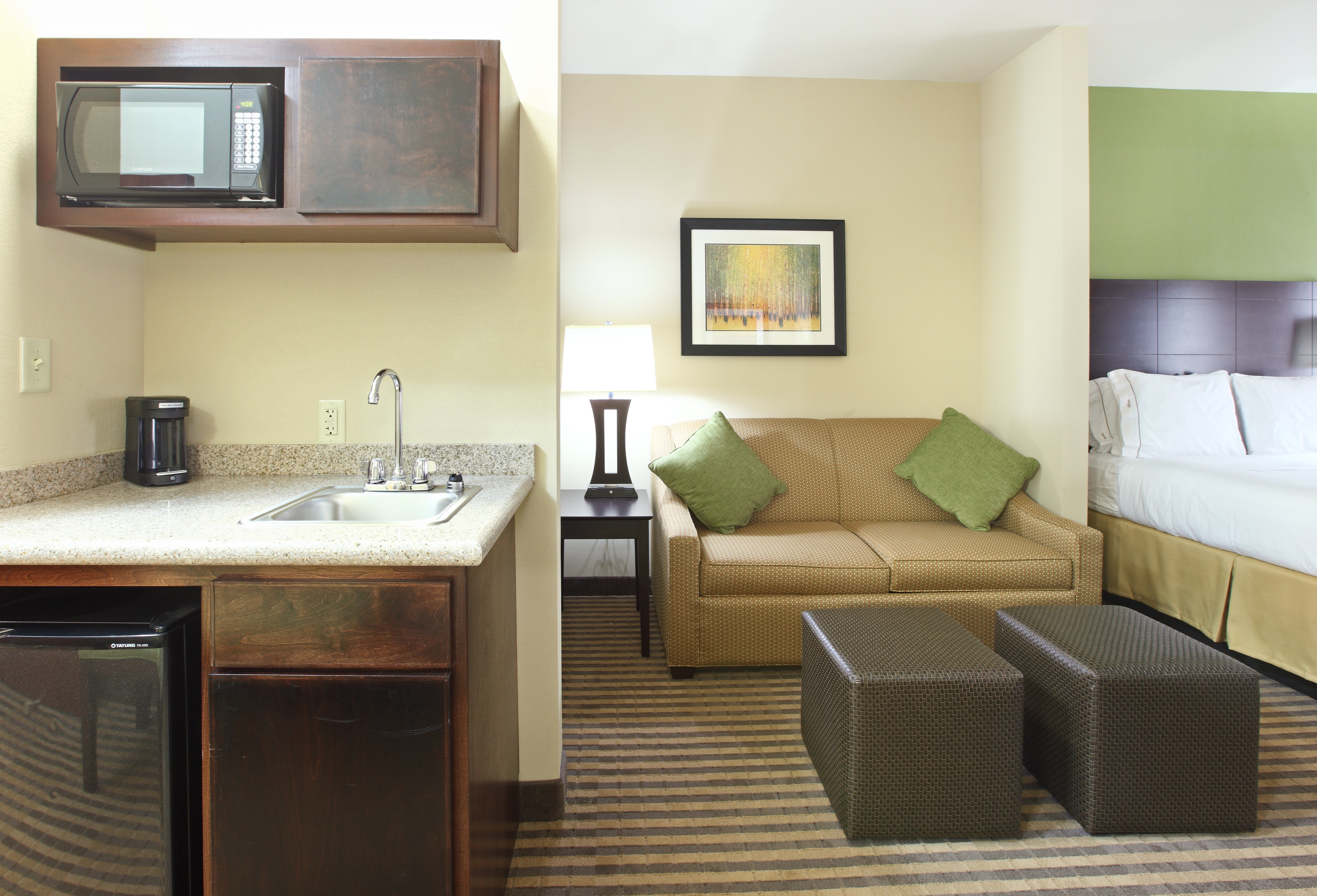 holiday inn express and suites maumelle by ihg