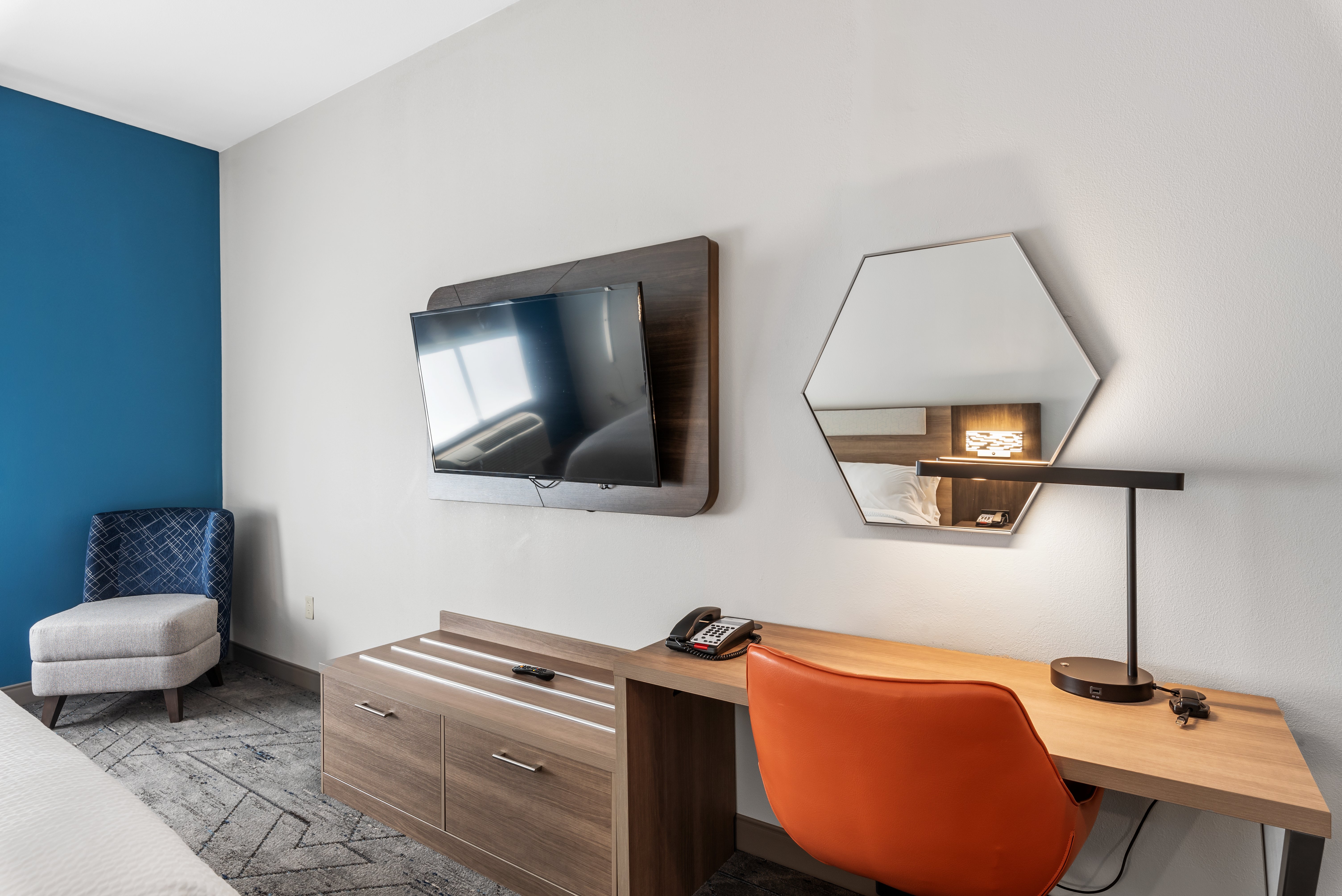 holiday inn express and suites maumelle by ihg
