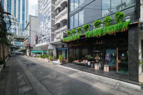 hotel 433 asoke sukhumvit