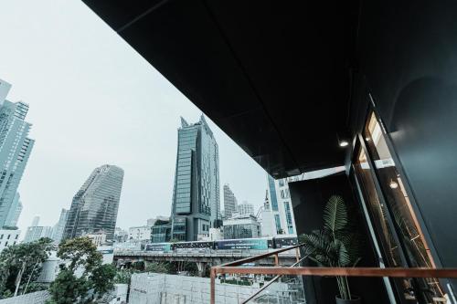 hotel 433 asoke sukhumvit