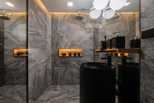 hotel 433 asoke sukhumvit