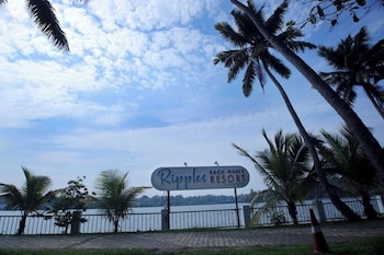 ripples backwater resort