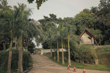 ripples backwater resort