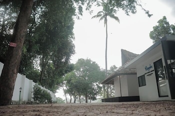 ripples backwater resort